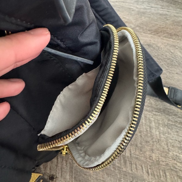 TUMI Voyager Carson Backpack - Used - Picture 13 of 14